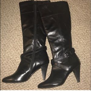 ( sold) black boots